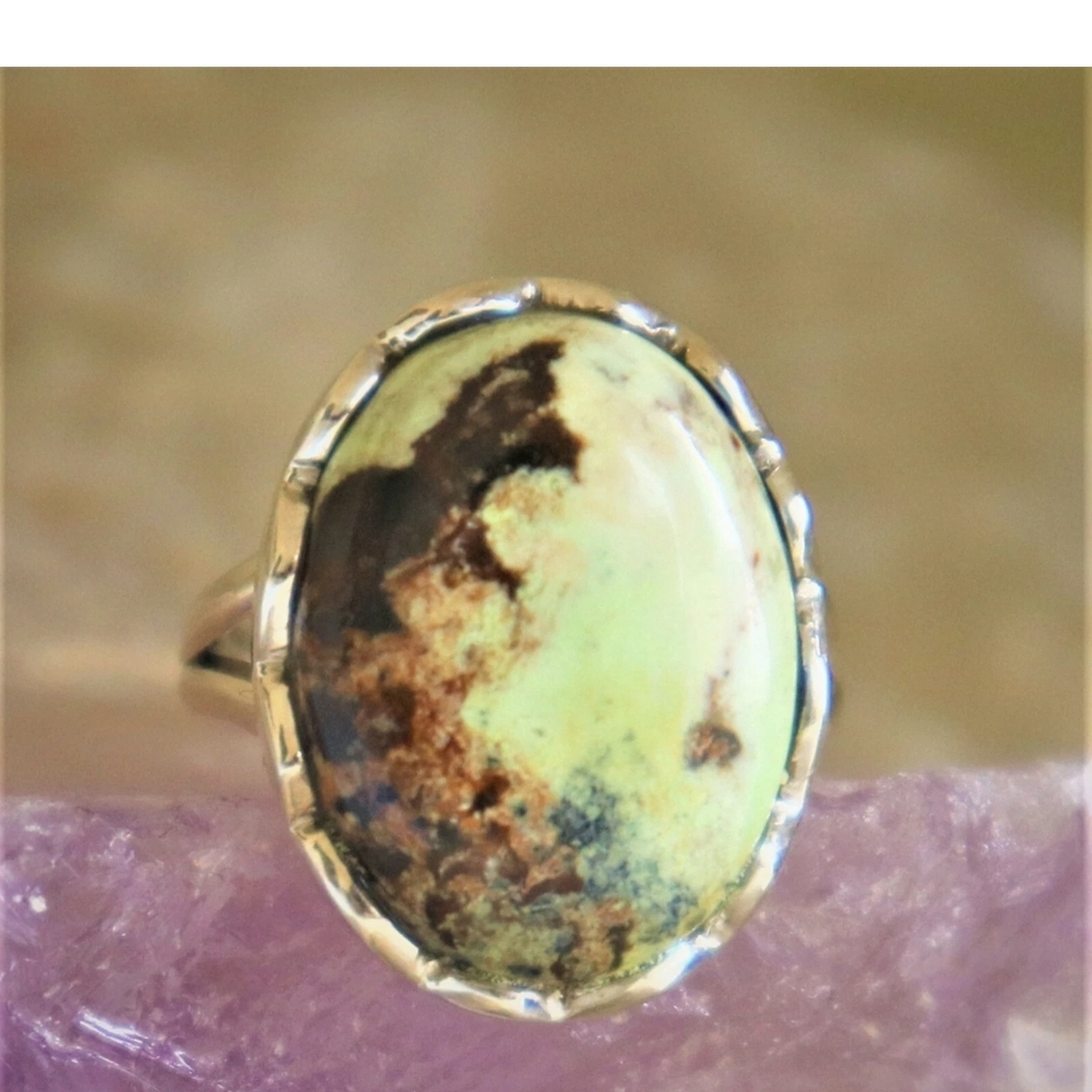 Elegant Sterling Silver Lemon Chrysoprase Ring Size 6.5